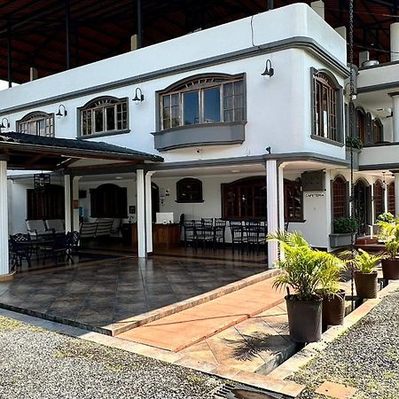 Posada Real Puyo Exterior photo